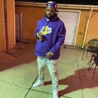 Boy to a Man to a GOD 👑 (@moneyhungryves) Twitter profile photo