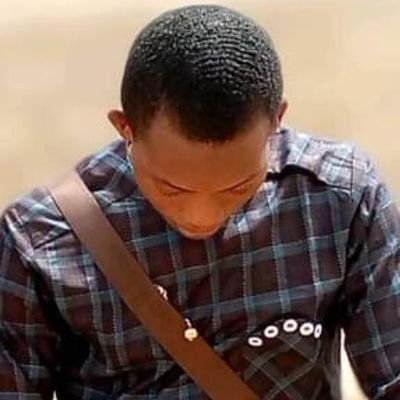 TeslimYekeen's profile picture. The type of friends I have