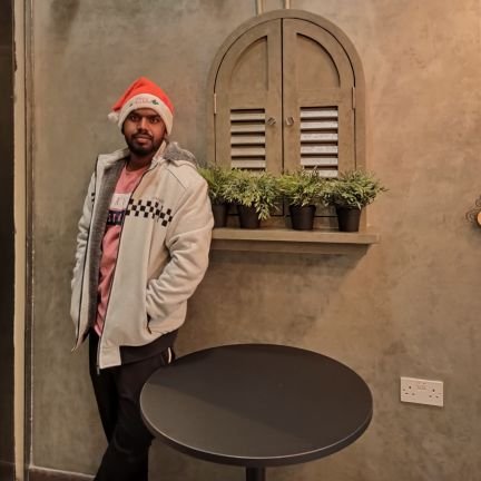 RomeoKithiyon's profile picture. Be happy and make all happy 🥰🥰🥰🥰