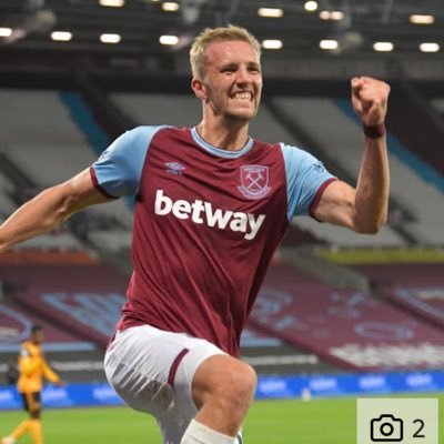 No biased comments around here however Soucek might just be the greatest player to play in the Premier League...⚒🏴 Drop a follow for FPL tips! 😅