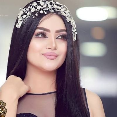 أمنيات معلقه بالقلب مربوطه بقارب الحياه ومجاذيف الأمل ✌️