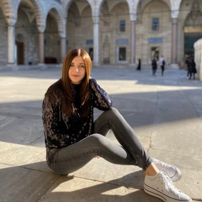 AdelinaYuliyan1's profile picture. 