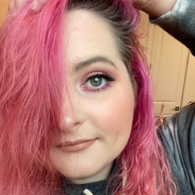 katieakin's profile picture. more bark than bite | Oscar Isaac stan first, copy editor second | she/they