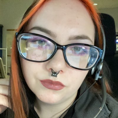 NaNaNalaina's profile picture. 22🌙 | Pet Mom | Vegetarian |