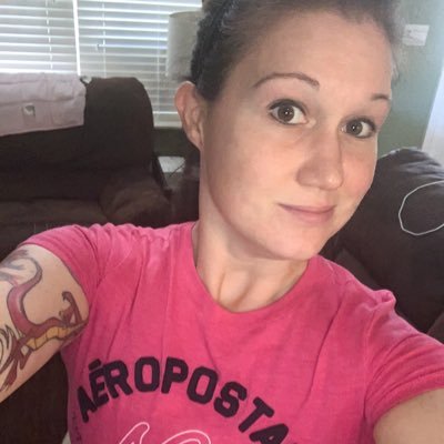 I am a personal trainer and Beachbody coach. I enjoy helping people reach for wellness and happiness.