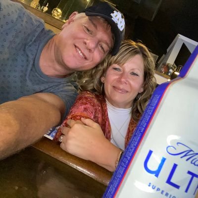 Husband to a HOT wife and 2 BEAUTIFUL daughters, UNC Basketball Fan, Notre Dame Football Fan but wife is Huge Alabama Fan. #housedivided