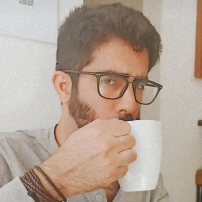 Vivo más de noche que de día. Sueño más despierto que dormido. Bebo más de lo que debería. Colaborador en @vardecracks. Dueño de @texedalonghorns
#FCB #LFC