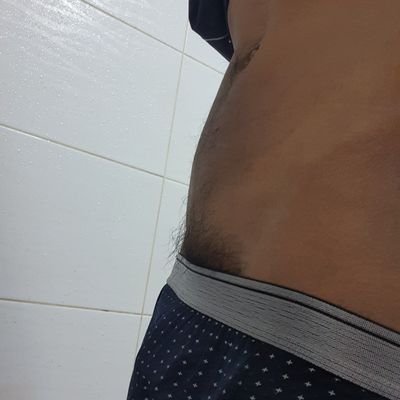 Pricha11031892's profile picture. ถนัดเยส 
한국 여자와 키스하고 싶어