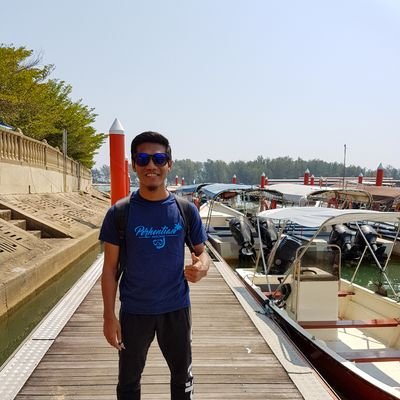dulu cikgu aku pun pernah tanya jugak biodata aku ni, tapi aku dah tak ingat aku tulis mende.