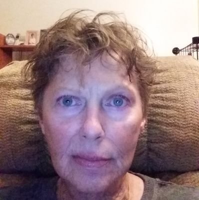aquabluesdh's profile picture. 