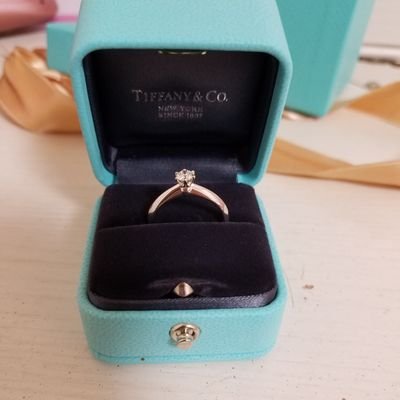 年の差カップル💓💑💓
2020.12.27婚約✨💍✨
