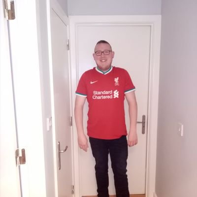 Dedicated blogger of all things
Entertainment/Showbiz
🎬📸🎤📺
Epilepsy Warrior since (2020)
Liverpool FC fan ⚽