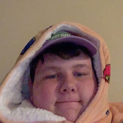 Zebbbyy's profile picture. MLM by day, editor by night