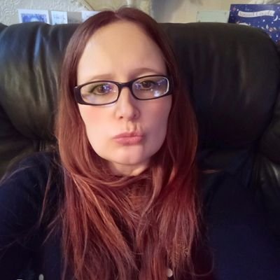 Hi I'm Donna and I'm from Wolverhampton 🇬🇧 and I'm working girl plus a huge fan of disney 🎠🎡