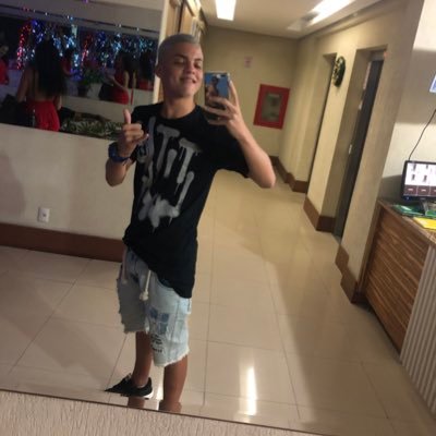 Deus acima de tudo e de todos ❤️| 18 anos| insta: wlsoares_18