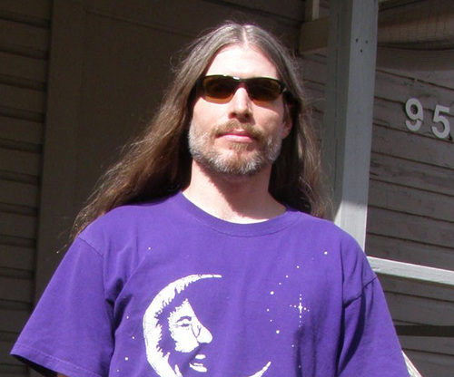 I'm a hardcore Deadhead -- Plain and simple.