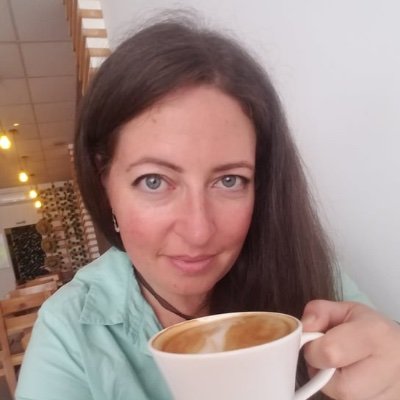 🇨🇴 Colombia
Stories about life abroad & travel.
Contact me ✉ openmindedtravel@gmail.com
Follow! ☕ Comment! #myhemingwaylife
https://t.co/MeAUiRT0Ye