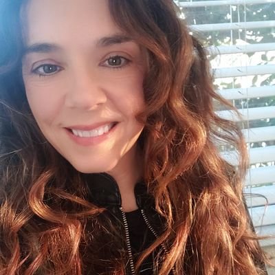 Transformational CMO at Vonage. Lover of all things B2B Marketing and brand.