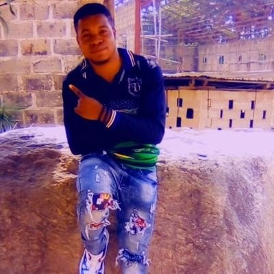 AyeyemiOdunayo's profile picture. English