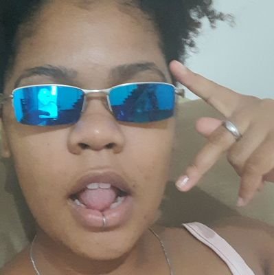 é aqui que eu venho pra falar mal de gente branca