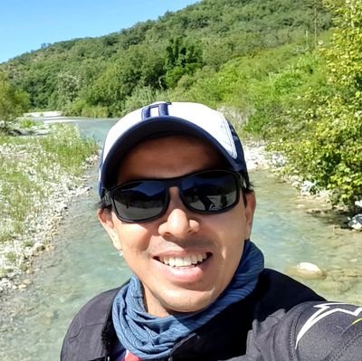 Born in Colima, Mexico. Living in Monterrey, Mexico. Electronics and Communicatios Engineer. MBA. Merchandising. Retail. Manufacturing.