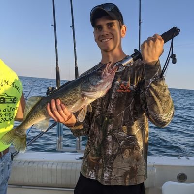 Mechanical Engineer, big trashy car enthusiast, outdoorsman