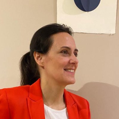 ESCULTORA - CREADORA. Creadora de proyectos culturales, artísticos y educativos.