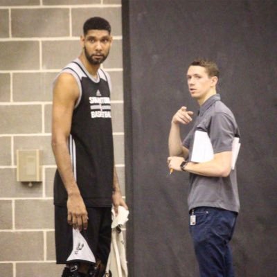 San Antonio Spurs PR. Nice Kicks. Oakland U Basketball. #EAC. (Tweets are my own)