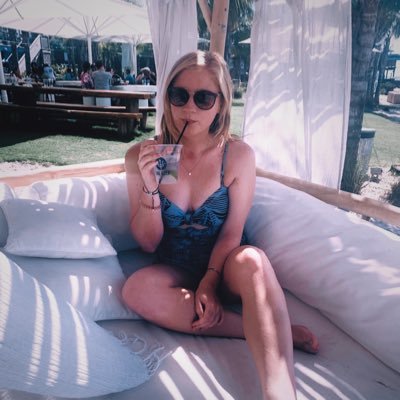 emilyy_ann13's profile picture. 