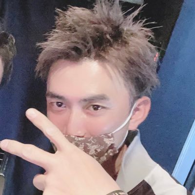 hayabusa_0627's profile picture. 🎯ダーツにハマったシャンパン王子🍾気持ちよく目標に入れる特訓中🎯シャンパンは意思表示の証です❤しのぶさんとクロロをこよなく愛す💜フッ軽なショートスリーパー🐏お誘いあればどこへでも参上致します🏃推しはお夏さん🌸はるちゃん🐫etc…ホームはラクダーツ🐫