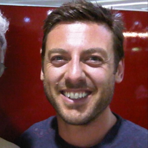 lee_barfield's profile picture. Normal(ish) guy, Melbourne, London, Felix & Friends, dancing, coconut slice, Gandypants, graphic design and Aliens