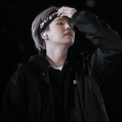 loveintheam's profile picture. 