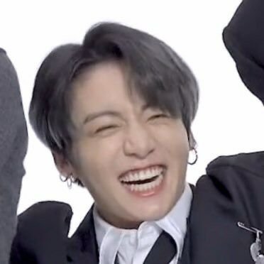 ⠀⠀ ⠀ he they xe kitty...🗯 16 bisexual asian