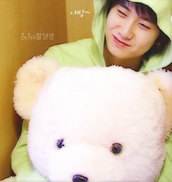 deryoung's profile picture. 