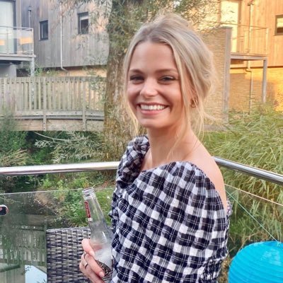 sophieweberhall's profile picture. 