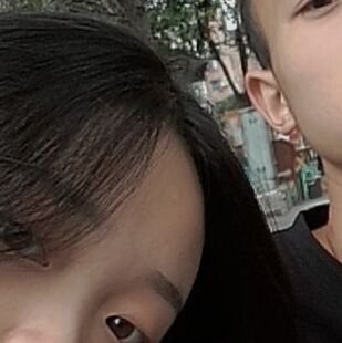 #90后夫妻 #腹肌寻单男 看重颜值身材和素质 体育生 肌肉男 加分 自我介绍＋照片 要我先熟悉。我们很相爱，三人让我们更和谐。真诚友善，天性释放，安全第一。自食其力无需门槛，但单男必须有腹肌！只接受直男和双性腹肌爷们儿，我不是gay，也不愿意把老婆给gay当尝试女人的试验品！欢迎有腹肌直男和双性爷们儿，纯同性请绕道！