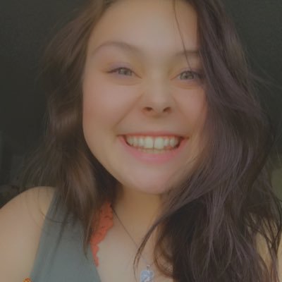 allysarcayjo's profile picture. 