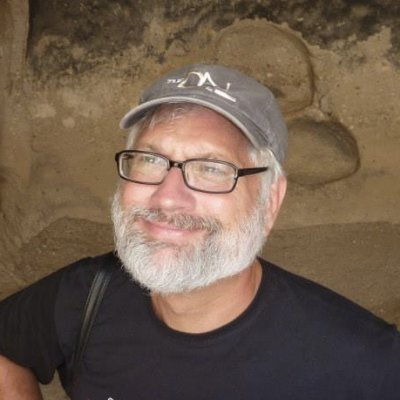 Economist with special interests in trade and immigration. Classical-music nerd and family man. He/him.