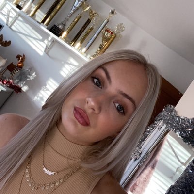INSTA loisscampbell TIKTOK loiscampbe11
