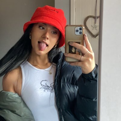 i wear my Grandad’s clothes on the daily x