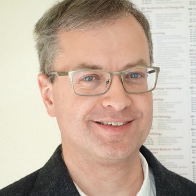 Library manager with a background in both the Humanities and Medicine. Professional experience from the UK, Switzerland, and Germany.