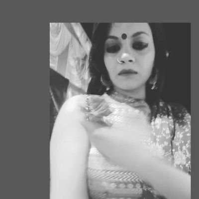 mumtendu's profile picture. Visual Artist - Reader ⚡️ Documenting (non)art adventures 🌿