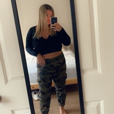 selleck10's profile picture. RN /// 🏳️‍🌈🏳️‍🌈 /// sc: selleck10