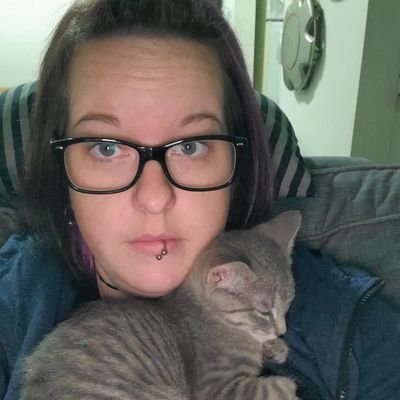 Affiliate Twitch streamer, mediocre gamer, amazing cat mom, okayest T-shirt maker ( https://t.co/2rRyCxKpEs ), terrible social media-er. https://t.co/3kE9XpTh1a