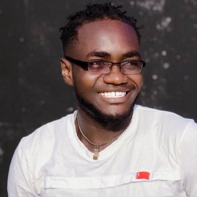 HenryHeidegger's profile picture. O’Monstro👹 #MA_CULTURE !!! Et bien C'est ce qui Me reste Lorsque j'ai #TOUT_PERDU 👏 😊 📱 whatsapp : (+225) 77 060 0😛