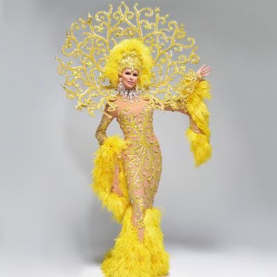 itsbrookecbitch's profile picture. “The Southern Beauty With Vegas Style” also known as the “Showgirl of the South”