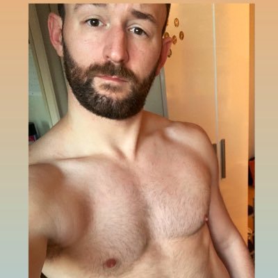 London based lad | DM's welcome