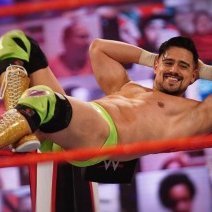 Sensación latina, quien también es manejado por el corazón. No pestañees, o perderás su sonrisa fascinante. ⥃ Parody account. ⥃
