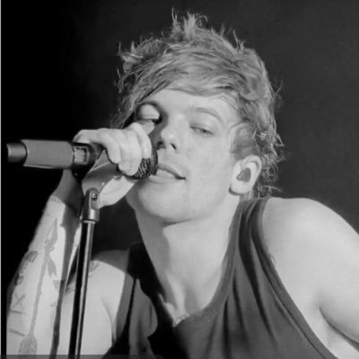 RIV3RWALLS's profile picture. #LOUIS: love is only for the brave ♡ she/her