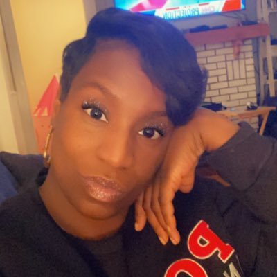 Howard Grad, Delta Girl & a nonprofit exec specializing in philanthropic partnerships, community building & youth development. ♥️being Mimi’s Mom & Mikal’s Wife